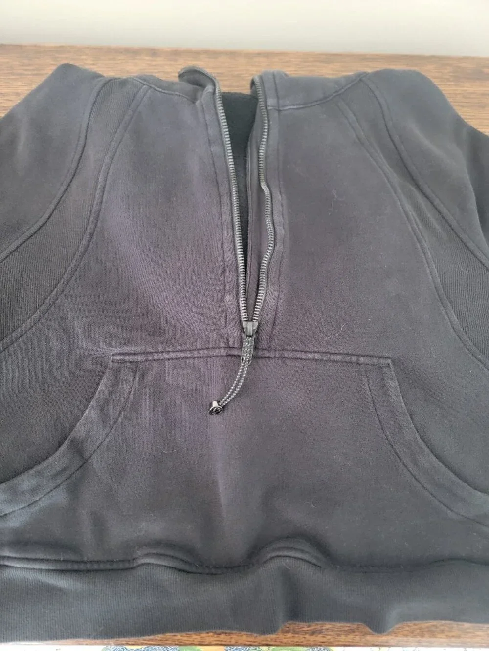 LULULEMON women's half zip black scuba sweatshirt